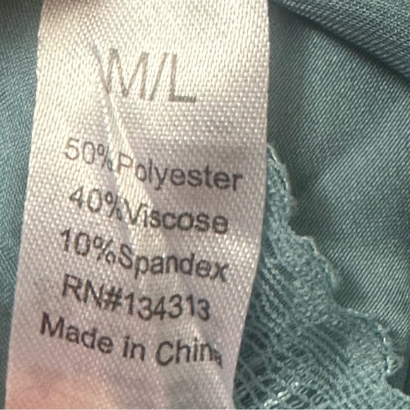 Maude Intimates Silky Lace Cami Slip Teal Blue Size M/L NWT - Picture 9 of 9